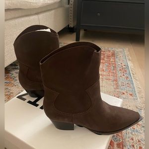 schutz x REVOLVE Tessie Casual Boot in Bison